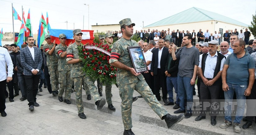 В Локбатане прошли похороны шехида Первой Карабахской войны Тарлана Рустамова