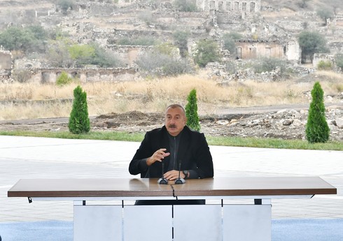 Президент Ильхам Алиев встретился с представителями общественности Джебраильского района