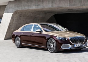 Мерседес отзывает новые лимузины Maybach из-за проблем с герметичностью салона