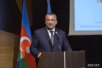 Ровшан Рзаев - председатель Госкомитета по делам беженцев и вынужденных переселенцев