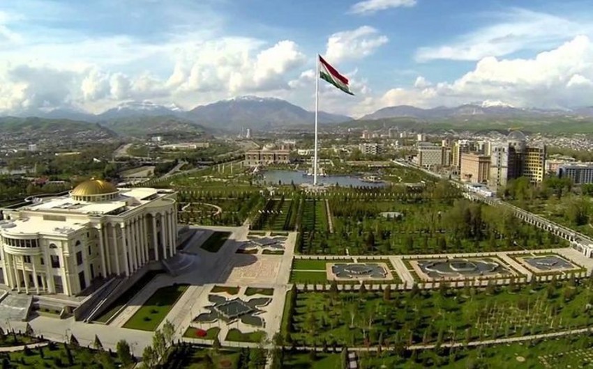 Tacikistanda soyad sonluqları milliləşdirilir