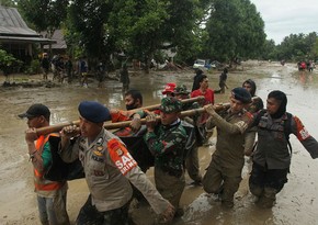 В Индонезии из-за наводнения пропали 11 человек