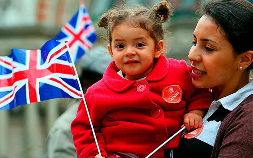 ​Великобритания рекомендовала своим подданным срочно покинуть Тунис