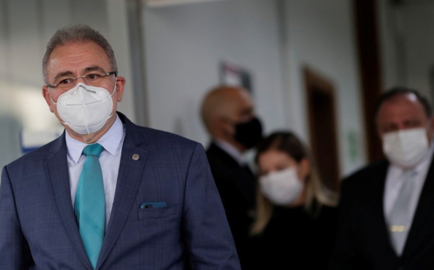 Глава Минздрава Бразилии заразился коронавирусом, сопровождая президента в ООН