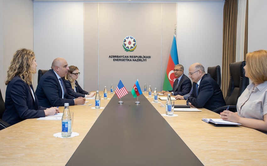 Azerbaijan, US mull development perspective of energy cooperation