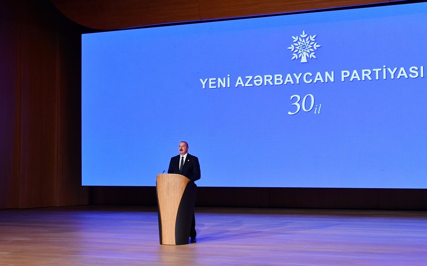 Azərbaycan Prezidenti: Bu gün bütün Azərbaycan xalqı ordumuzla fəxr edir