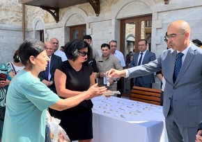 Another group of residents leave for Azerbaijan’s Shusha