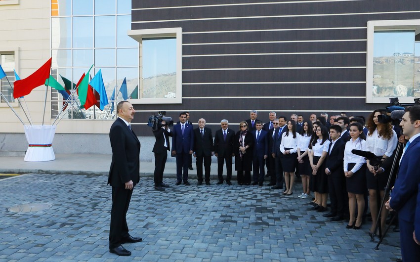 Президент Ильхам Алиев: Нефть и газ и впредь будут служить развитию нашей страны