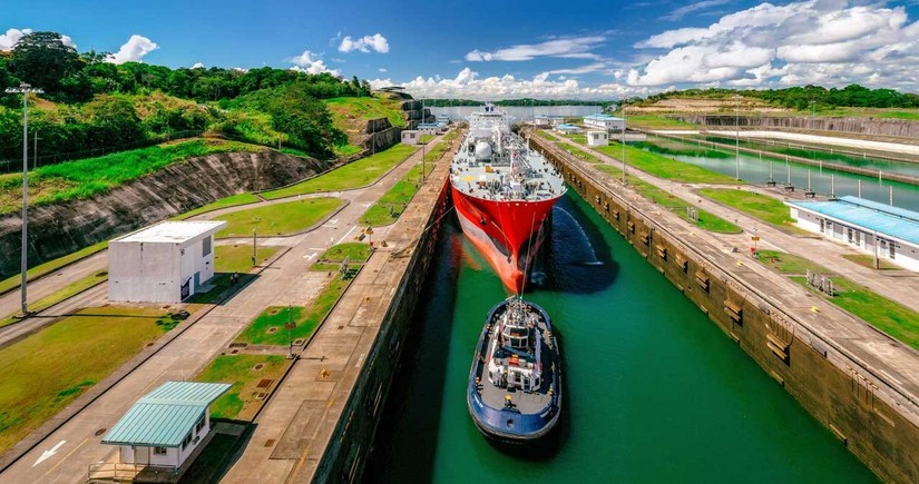 Panama kanalında gəmilərin keçidi quraqlıq səbəbindən azalıb