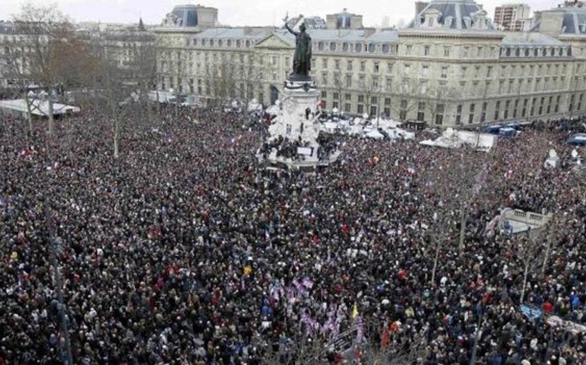 МВД Франции: на Марш единства в Париже пришли 3,7 млн. человек