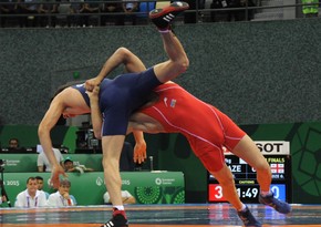 Azərbaycanlı güləşçi Bakı 2015də gümüş medal qazanıb