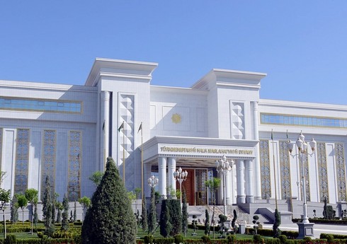 В Туркменистане приняли закон об энергосбережении