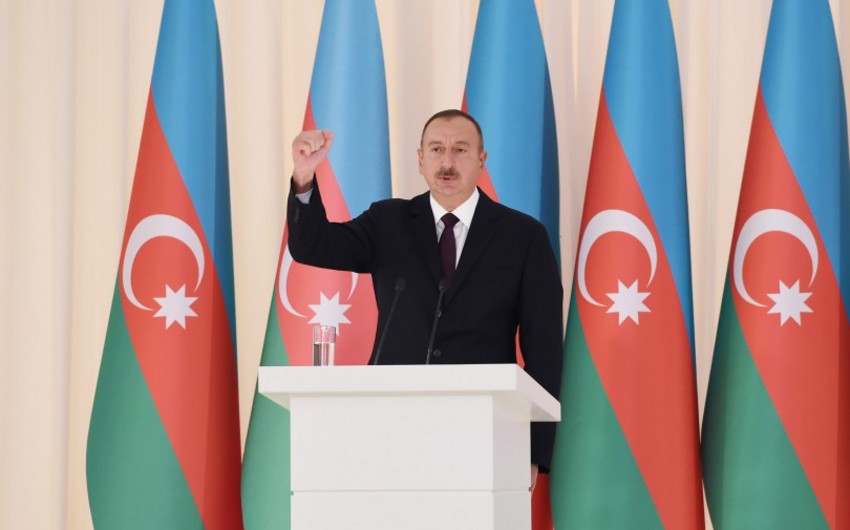 В Баку организован официальный прием, посвященный 25-й годовщине восстановления государственной независимости Азербайджана