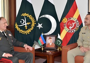 Chief of Azerbaijan Army General Staff meets with Chief of Army Staff of Pakistan