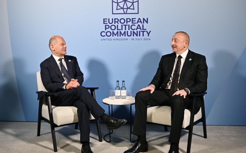 President of Azerbaijan Ilham Aliyev meets with Chancellor of Germany Olaf Scholz in Oxford