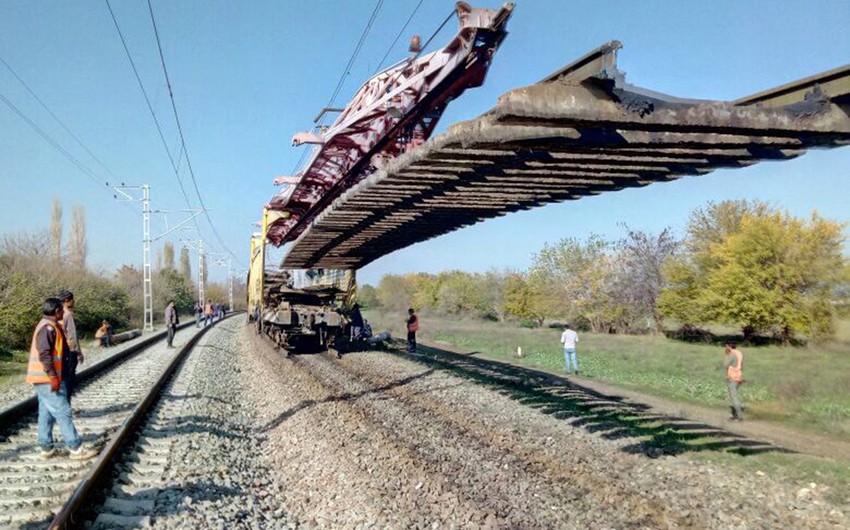 Ремонтируется 9,2-километровый железнодорожный участок Гарасу-Падар