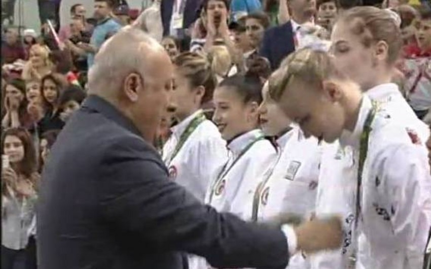 İslamiada: Azərbaycanın idman gimnastika üzrə qadınlardan ibarət komandası qızıl medal qazanıb