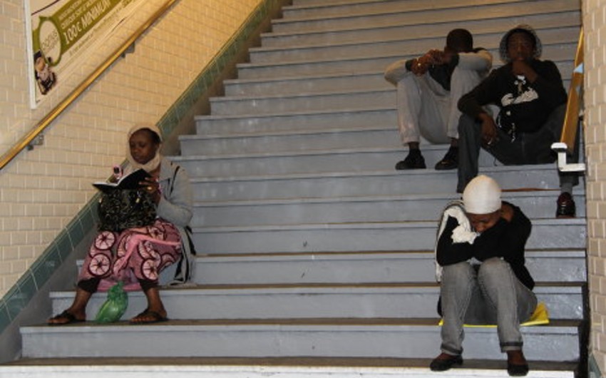 Два человека ранены при нападении в парижском метро