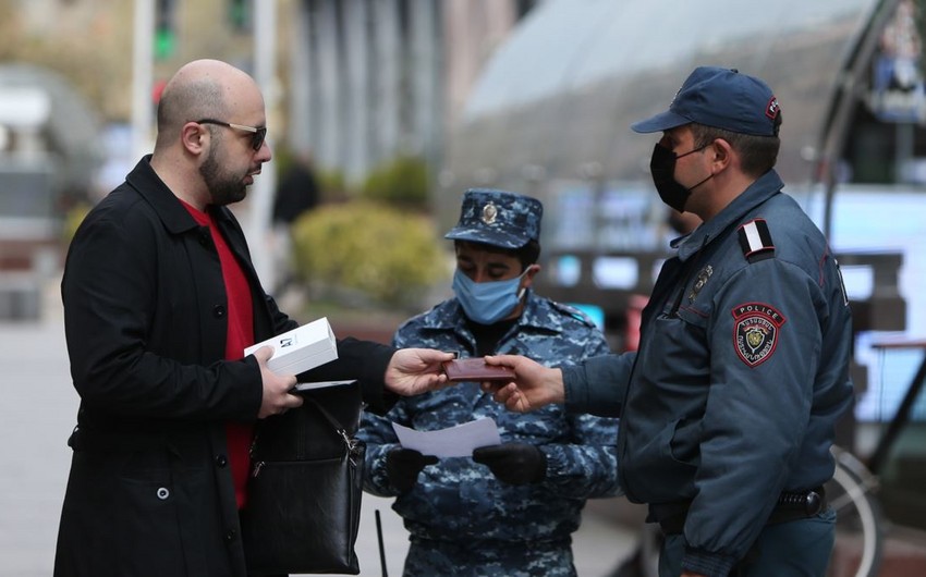 Армения продлила режим ЧП на месяц из-за коронавируса