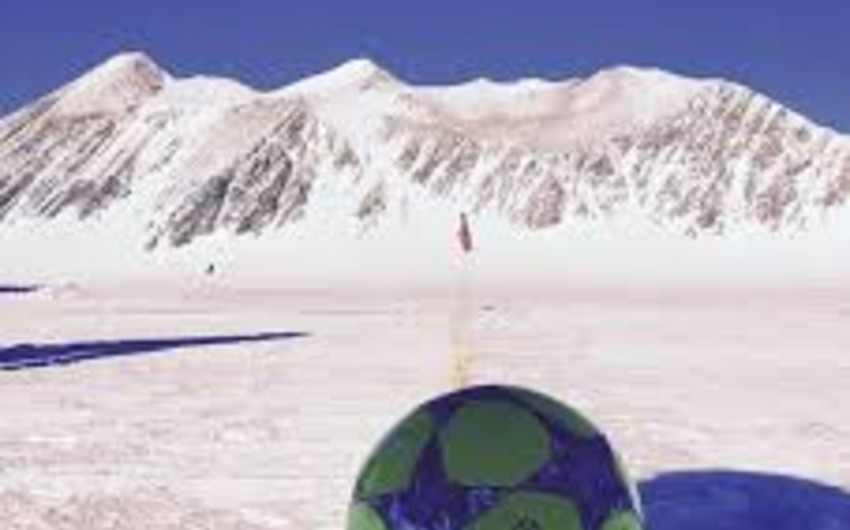 Бекхэм сыграет товарищеский матч в Антарктиде