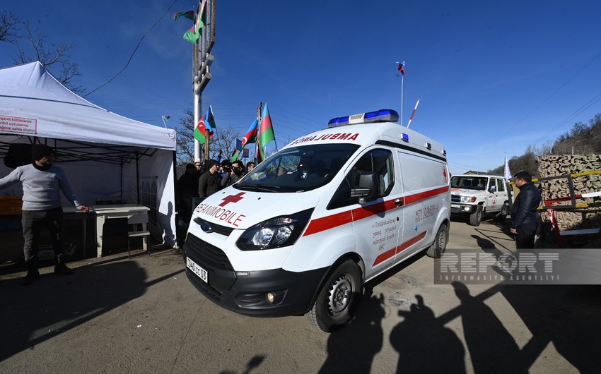 ICRC vehicles and ambulance of Armenians pass freely along Shusha-Khankandi road again - VIDEO