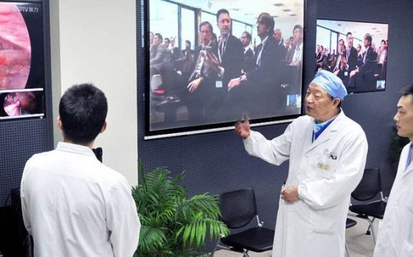 В Китае хирург впервые провёл операцию на мозге на расстоянии 3000 км - ФОТО - ВИДЕО