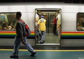 Metro became free due to lack of paper in capital of Venezuela