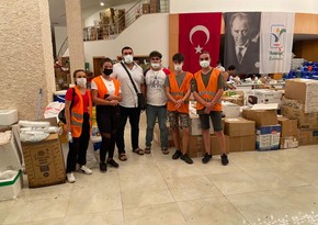 Azərbaycanlı gənclər Sankt-Peterburqda Türkiyəyə dəstək aksiyası keçiriblər