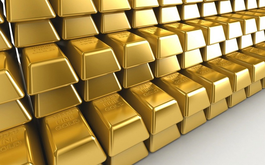 Price of gold falls amid strengthening of US dollar