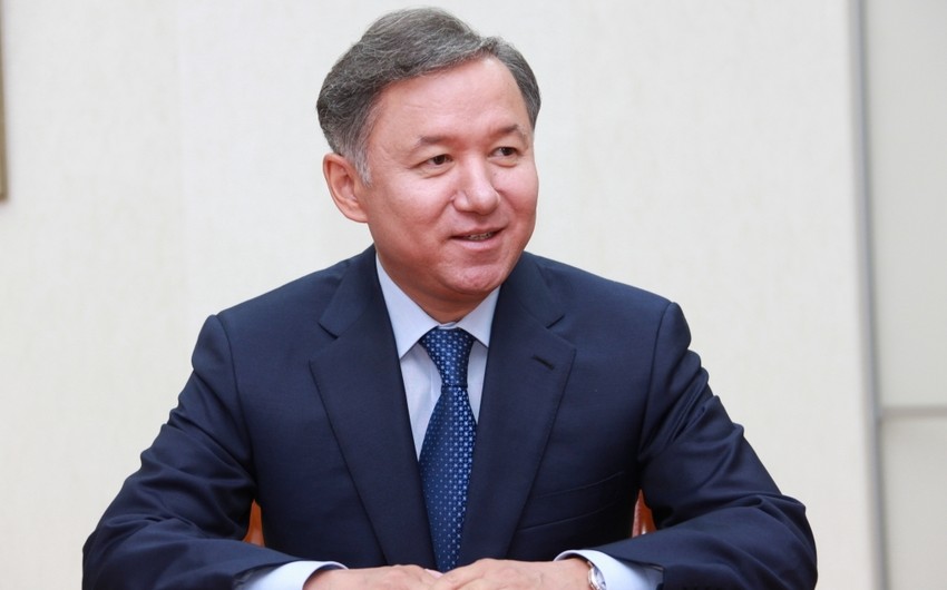 Спикер Мажилиса Казахстана встретился в Баку с председателями парламентов Азербайджана, Кыргызстана и Турции