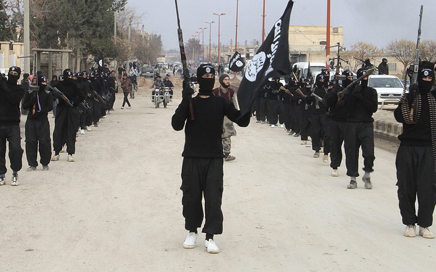 ​Боевики ИГИЛ публично казнили мужчину за оскорбление Аллаха