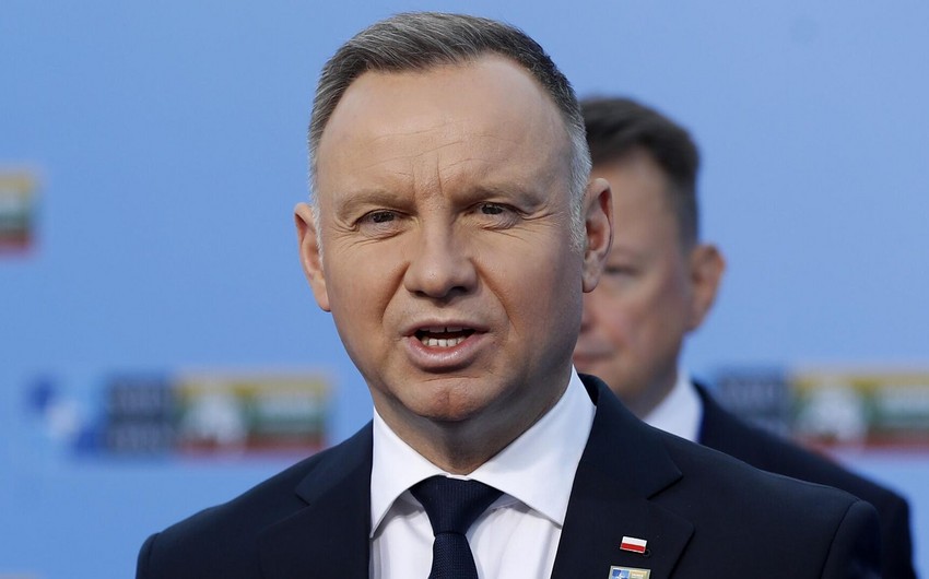 Polish President Duda makes surprise visit to Kyiv