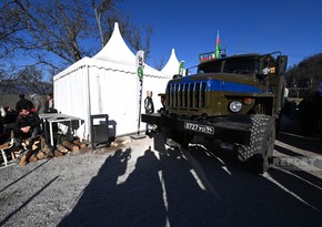 Another 3 vehicles of Russian peacekeepers pass through Khankandi-Lachin road freely 