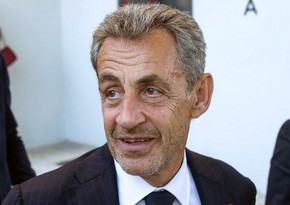 Fransa prokurorluğu Sarkoziyə 7 il həbs cəzası tələb edir