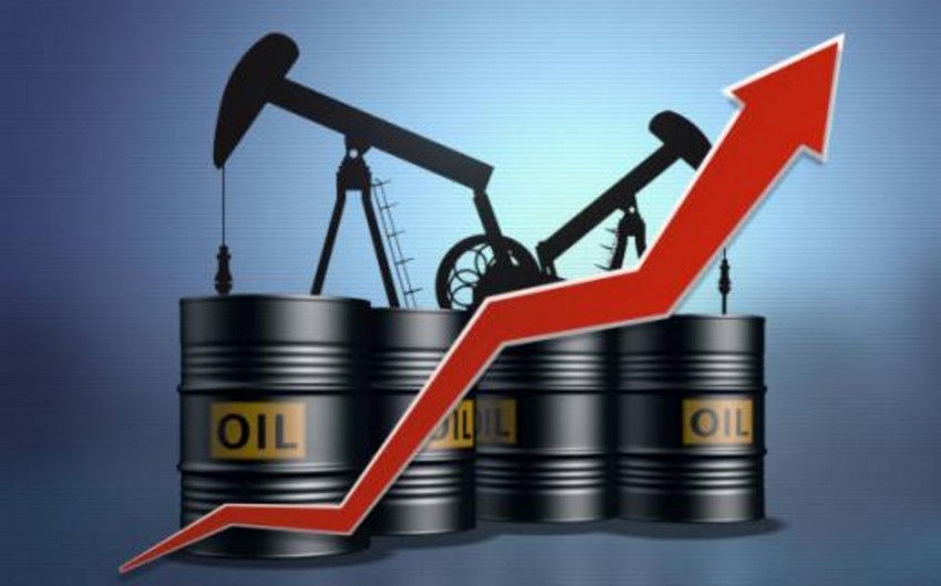 Мировые цены на нефть в ходе вечерних торгов снизились