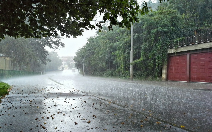 Bakıda və rayonlarda yağış yağır - FAKTİKİ HAVA