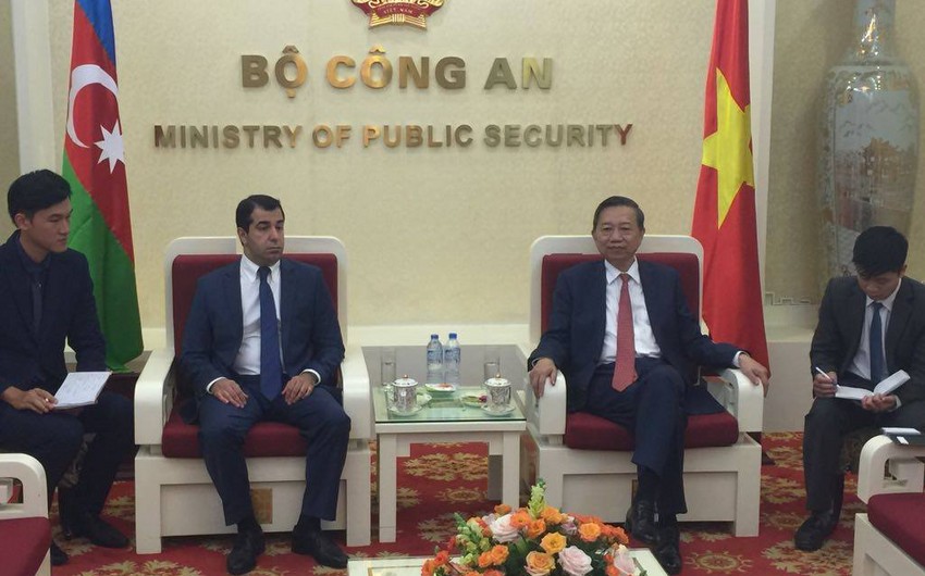 Посол Азербайджана обсудил вопросы двустороннего сотрудничества с министром общественной безопасности Вьетнама