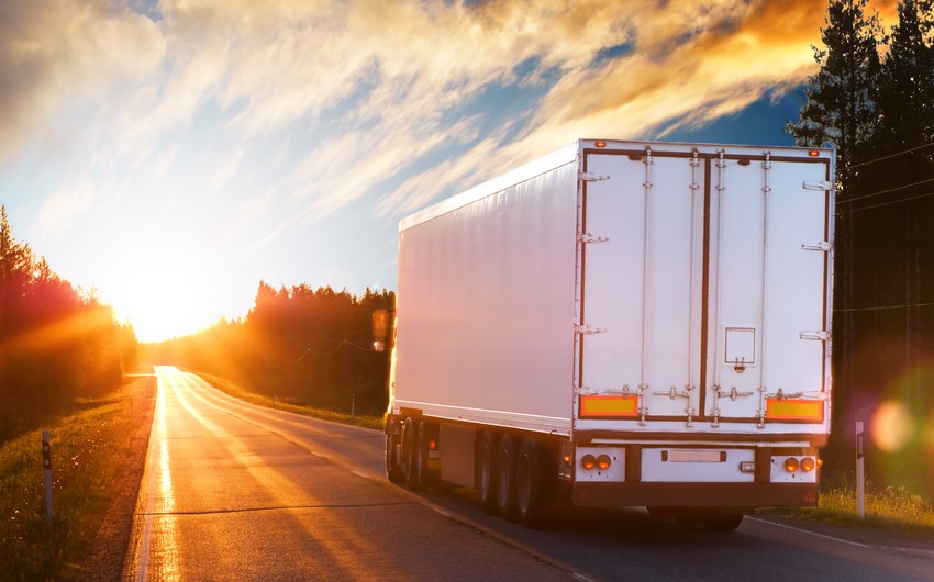 Azerbaijan increases truck import from Georgia 