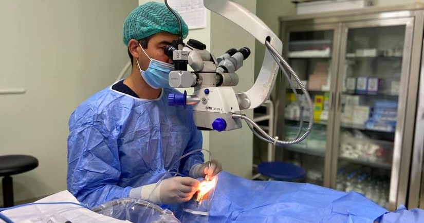Госагентство: ОМС покрывает стоимость линз производства США при операции по удалению катаракты