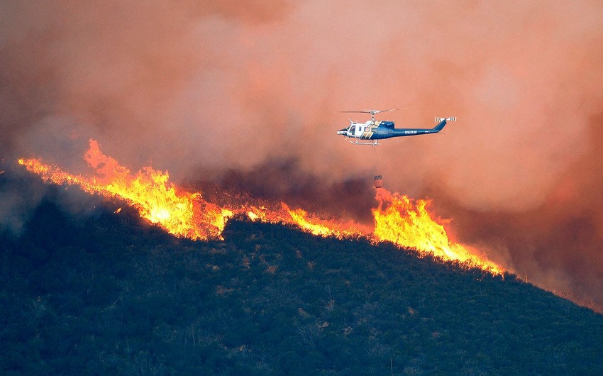 ​Из-за крупного лесного пожара в Калифорнии эвакуированы жители 300 домов