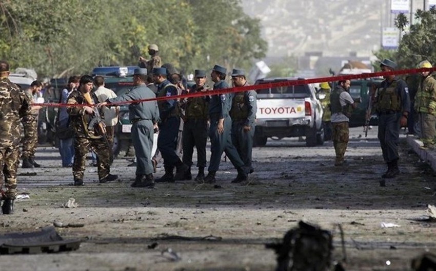 При взрыве бомбы на севере Афганистана погибли семь человек