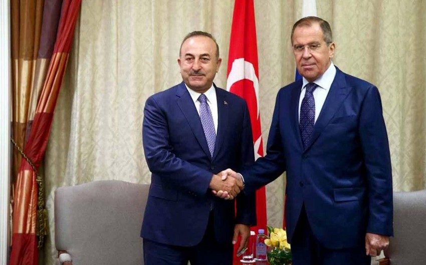 Главы МИД России и Турции провели встречу на полях СМИД G20