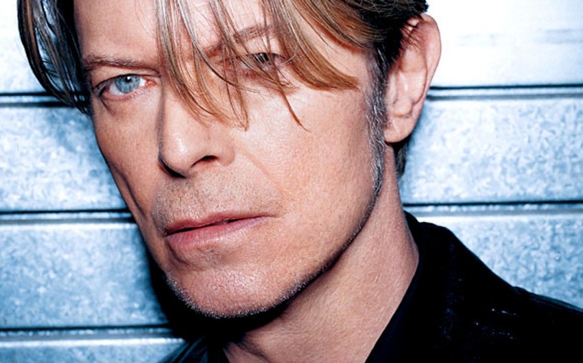David Bowie posthumously sweeps with 4 Grammy awards
