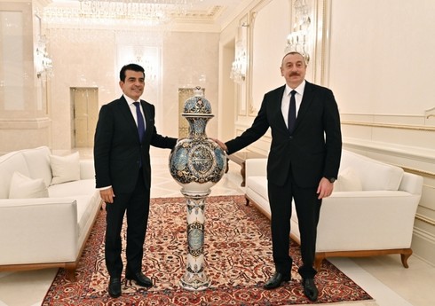 Гендиректор ИСЕСКО позвонил президенту Азербайджана