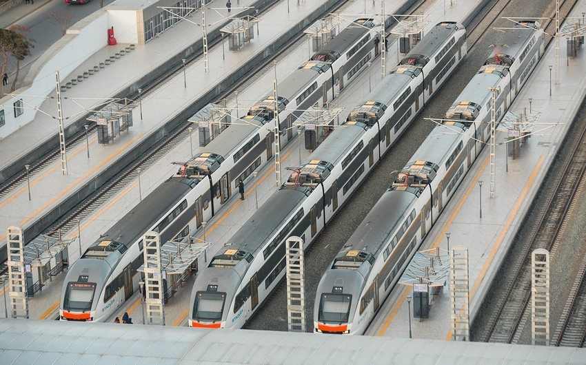 Dəmir yolu şəhərətrafı metro funksiyasını öz üzərinə götürə bilər - RƏYLƏR