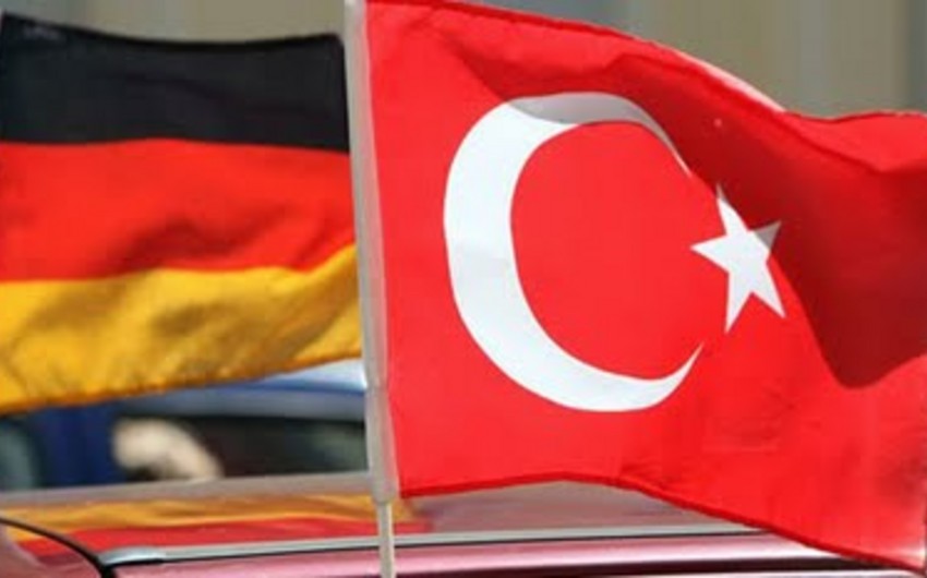 Главы МИД Германии и Турции обсудят в Анкаре проблему беженцев