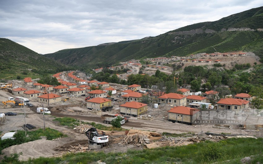 Житель Забуха: На освобожденных землях Карабаха строятся дома со всеми удобствами