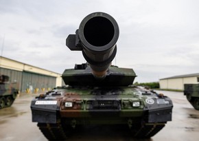 Испания присоединится к поставкам танков Leopard Украине