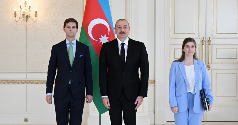 President Ilham Aliyev receives credentials of incoming ambassador of Belgium to Azerbaijan