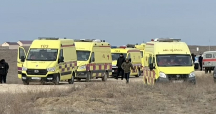 Aktau sakinləri təyyarə qəzasında yaralananlar üçün qan verməyə gedirlər